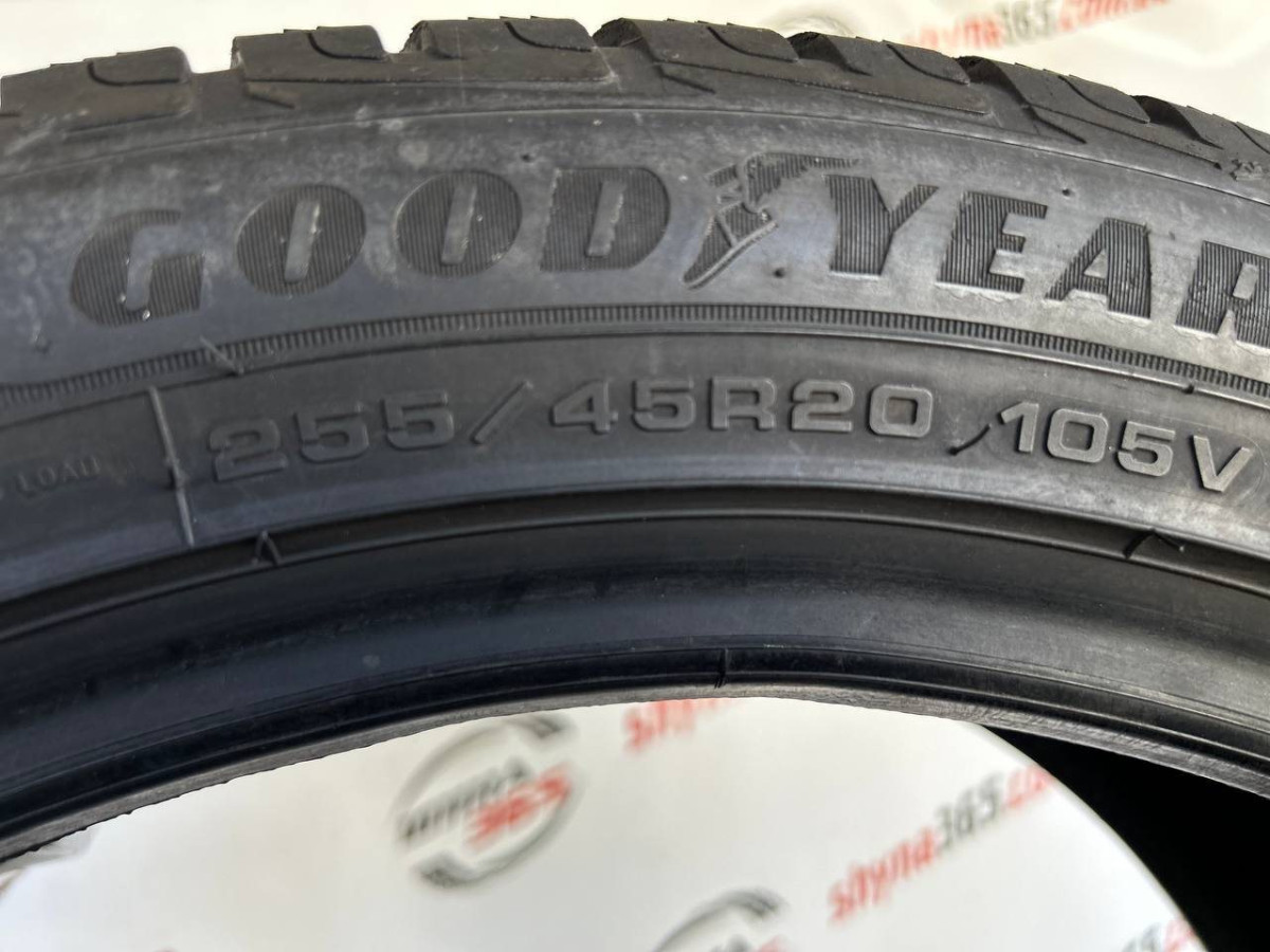 255/45 R20 GOODYEAR ULTRAGRIP PERFORMANCE + 7mm
