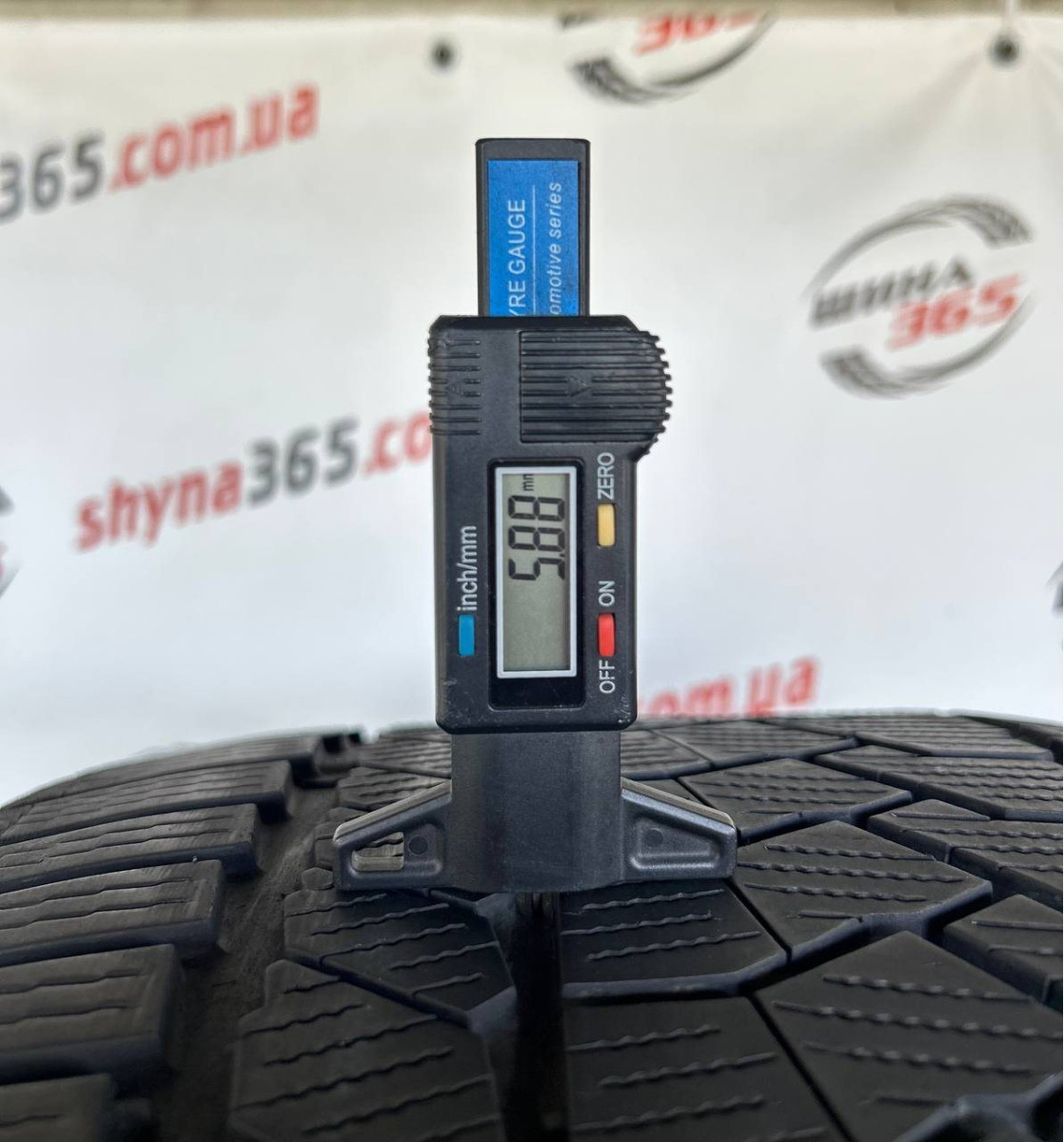 325/35 R22 CONTINENTAL WINTERCONTACT TS860S 5mm
