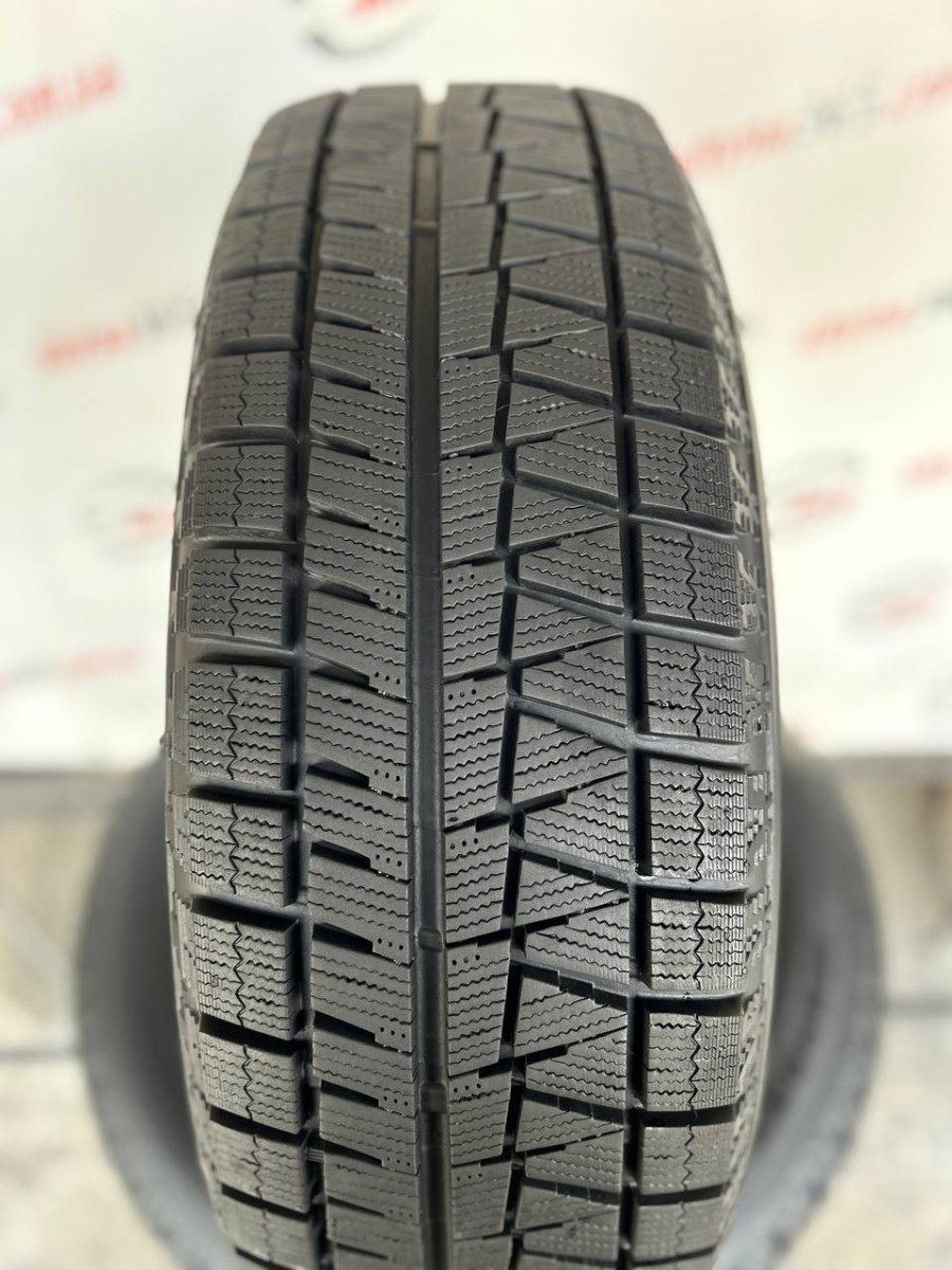 215/65 R16 BRIDGESTONE ICEPARTNER 2 8mm