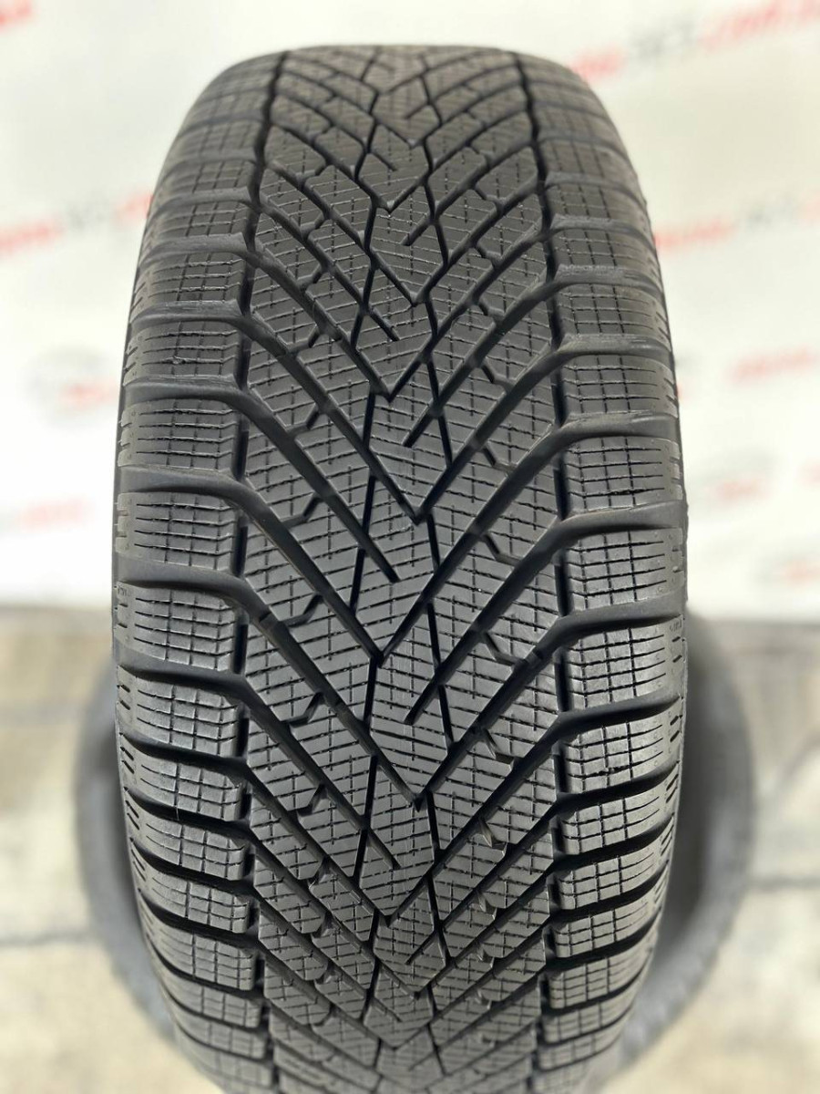 215/50 R18 PIRELLI WINTER CINTURATO 2 8mm