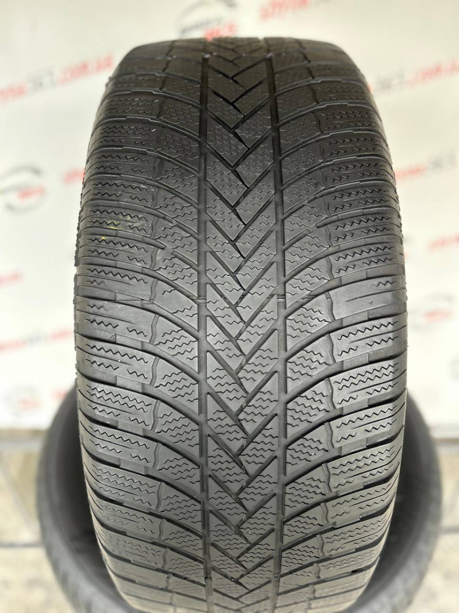 275/50 R20 BRIDGESTONE BLIZZAK LM005 4mm