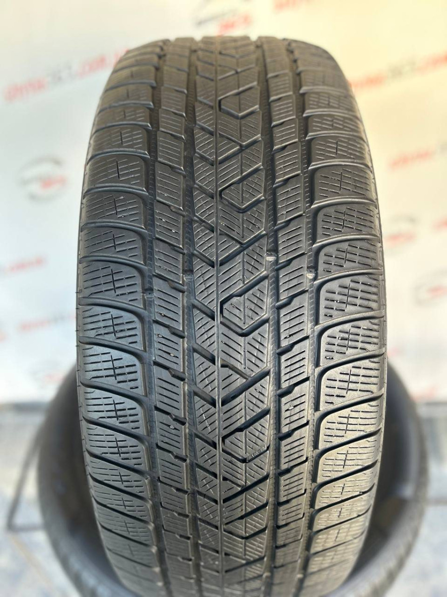 285/45 R22 PIRELLI SCORPION WINTER 6mm