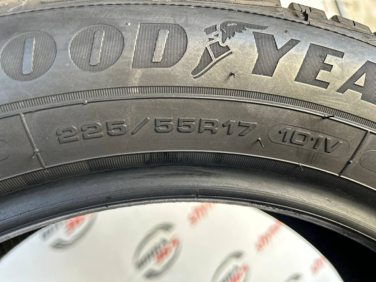 225/55 R17 GOODYEAR ULTRAGRIP PERFORMANCE + 7mm