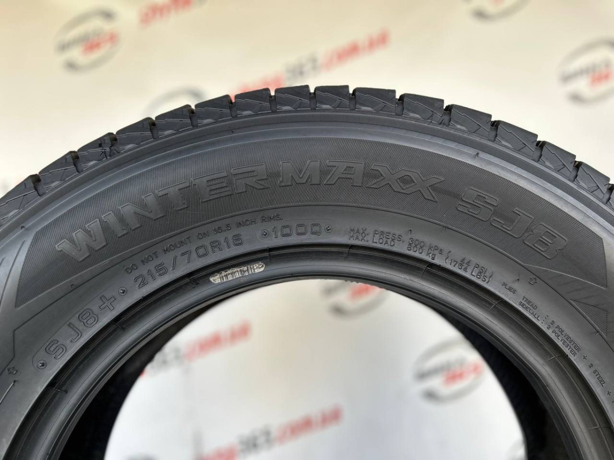 215/70 R16 DUNLOP WINTER MAXX SJ8 + 9mm