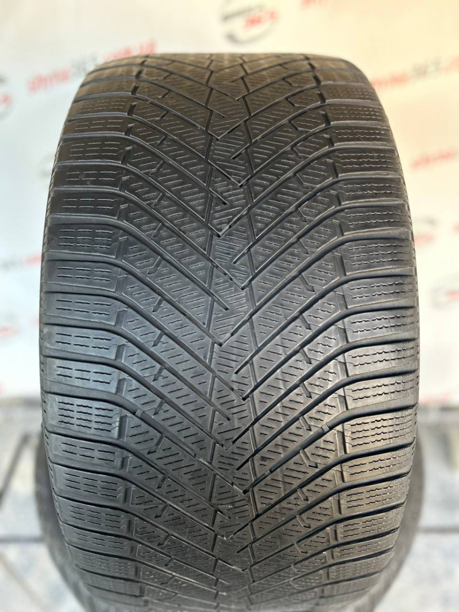 315/30 R22 PIRELLI SCORPION WINTER 2 PNCS 4mm
