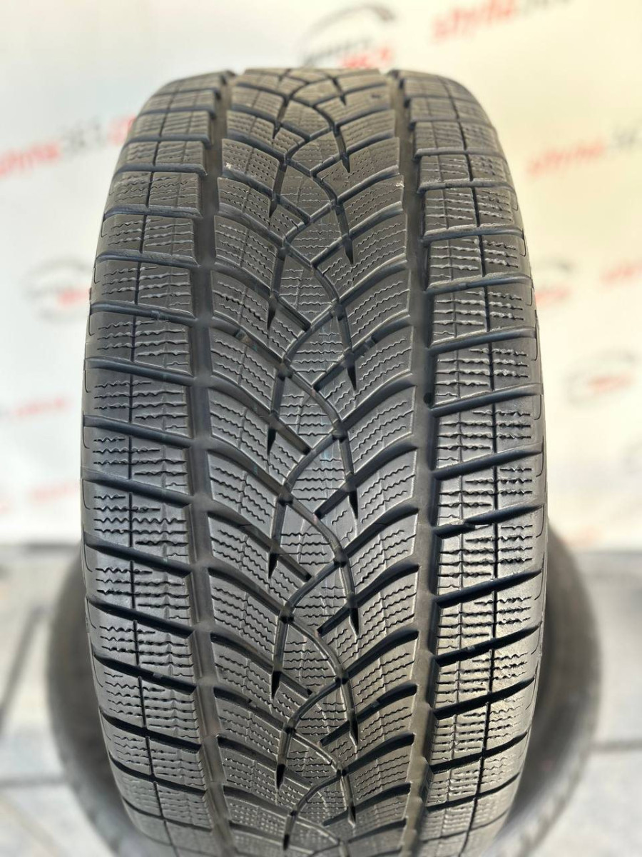 235/40 R20 GOODYEAR ULTRAGRIP PERFORMANCE + SUV 7mm