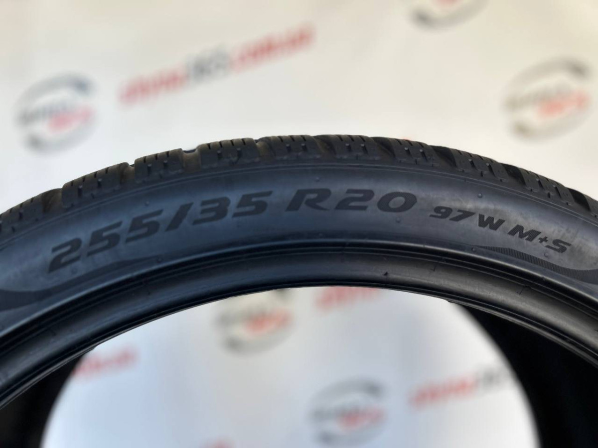 255/35 R20 PIRELLI PZERO WINTER 5mm