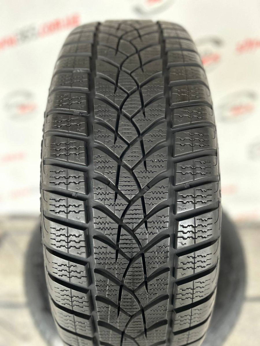 205/60 R16 GOODYEAR ULTRAGRIP PERFORMANCE GEN-1 RUN FLAT 7mm