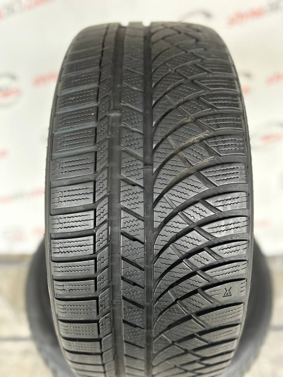 245/40 R20 KUMHO WINTERCRAFT WP72 7mm