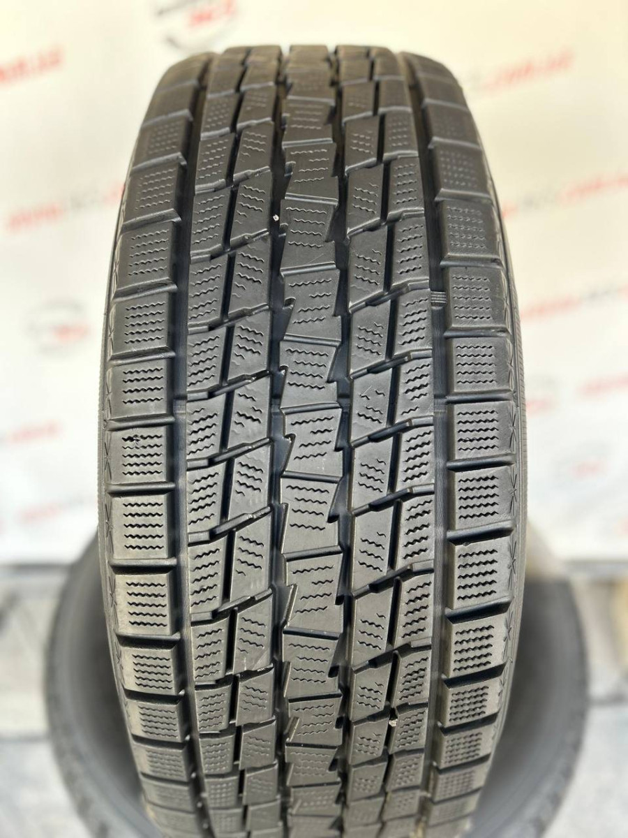 265/70 R16 GOODYEAR ICE NAVI SUV 9mm
