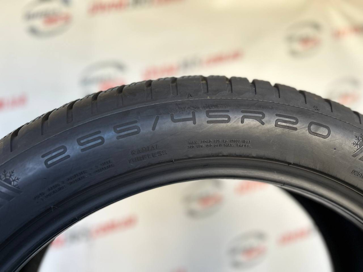 255/45 R20 DUNLOP WINTER EV 7mm